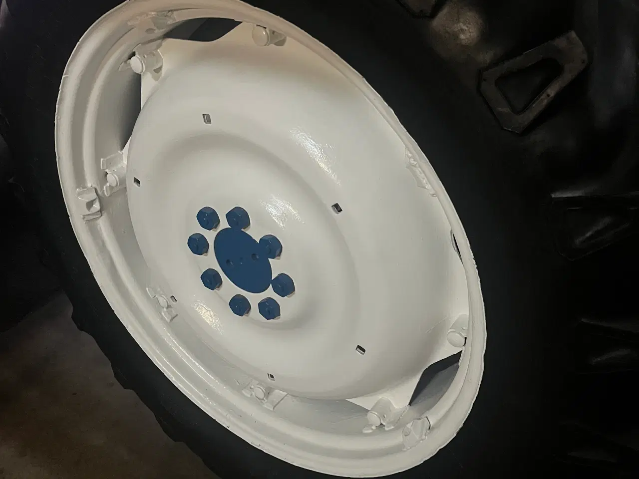 Billede 7 - 2 stk Dæk m/slanger forhjul traktor 16"