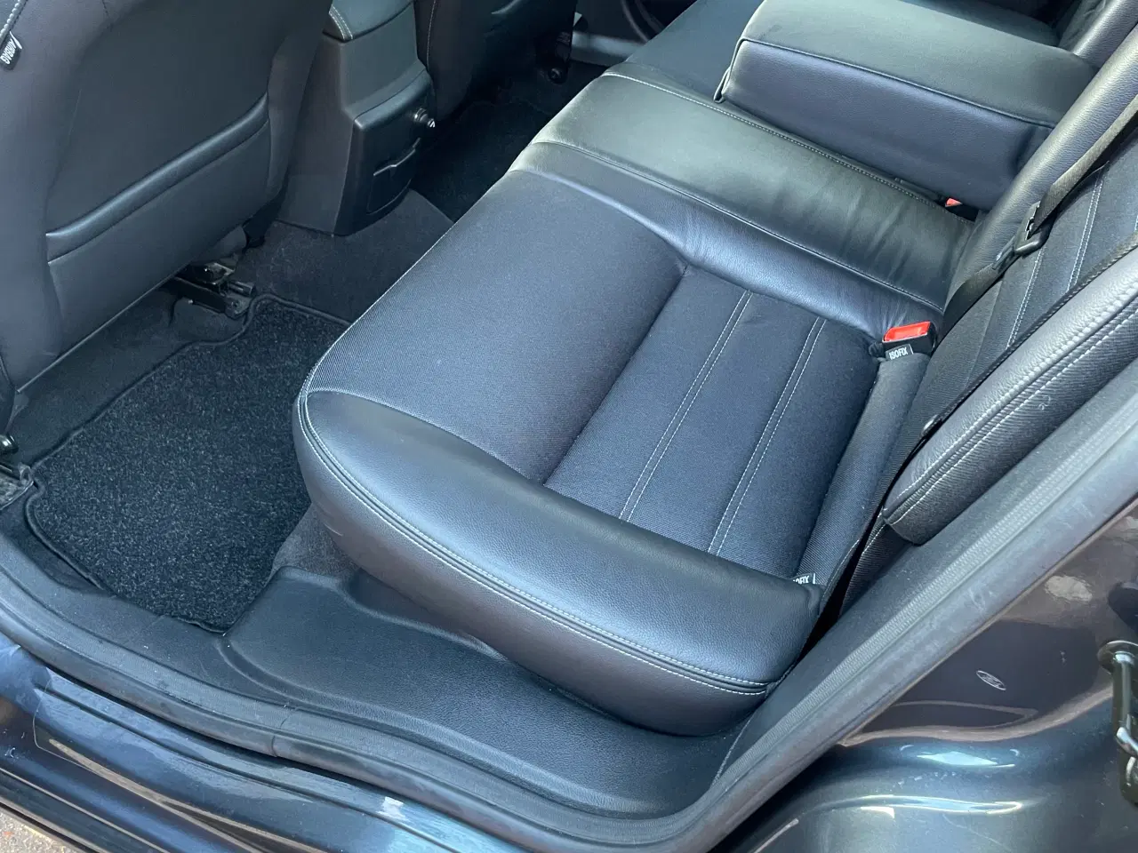 Billede 5 - Velholdt enejers ikke ryger vogn