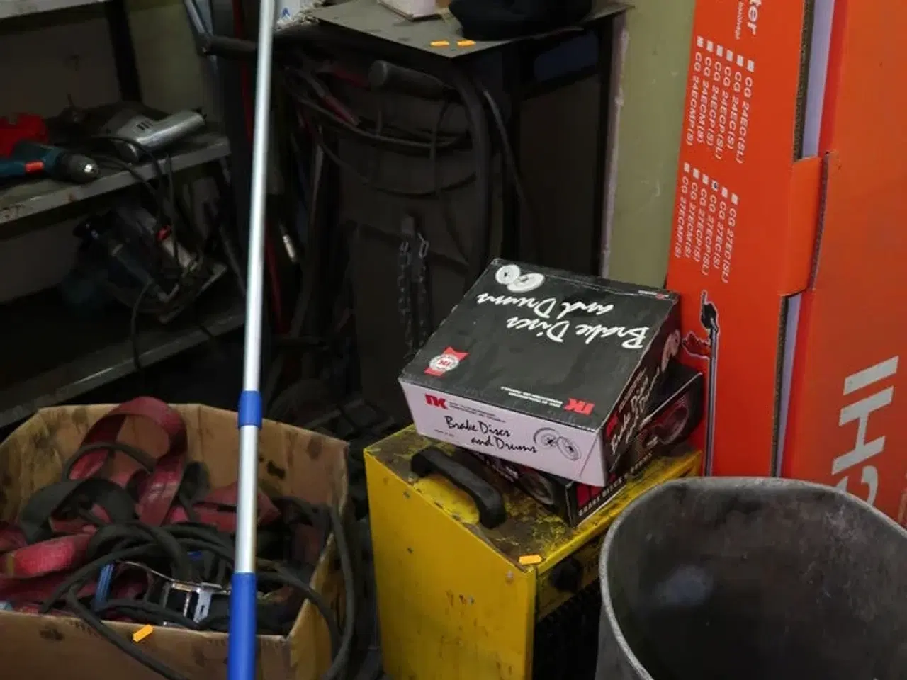 Billede 1 - Varmeblæser samt batterilader