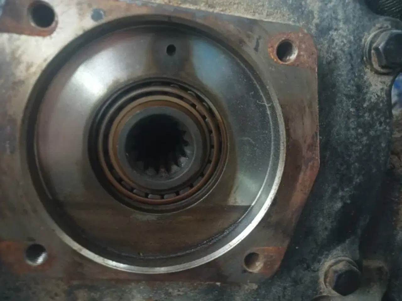 Billede 16 - Case 8010 Motor gearkasse 87281163