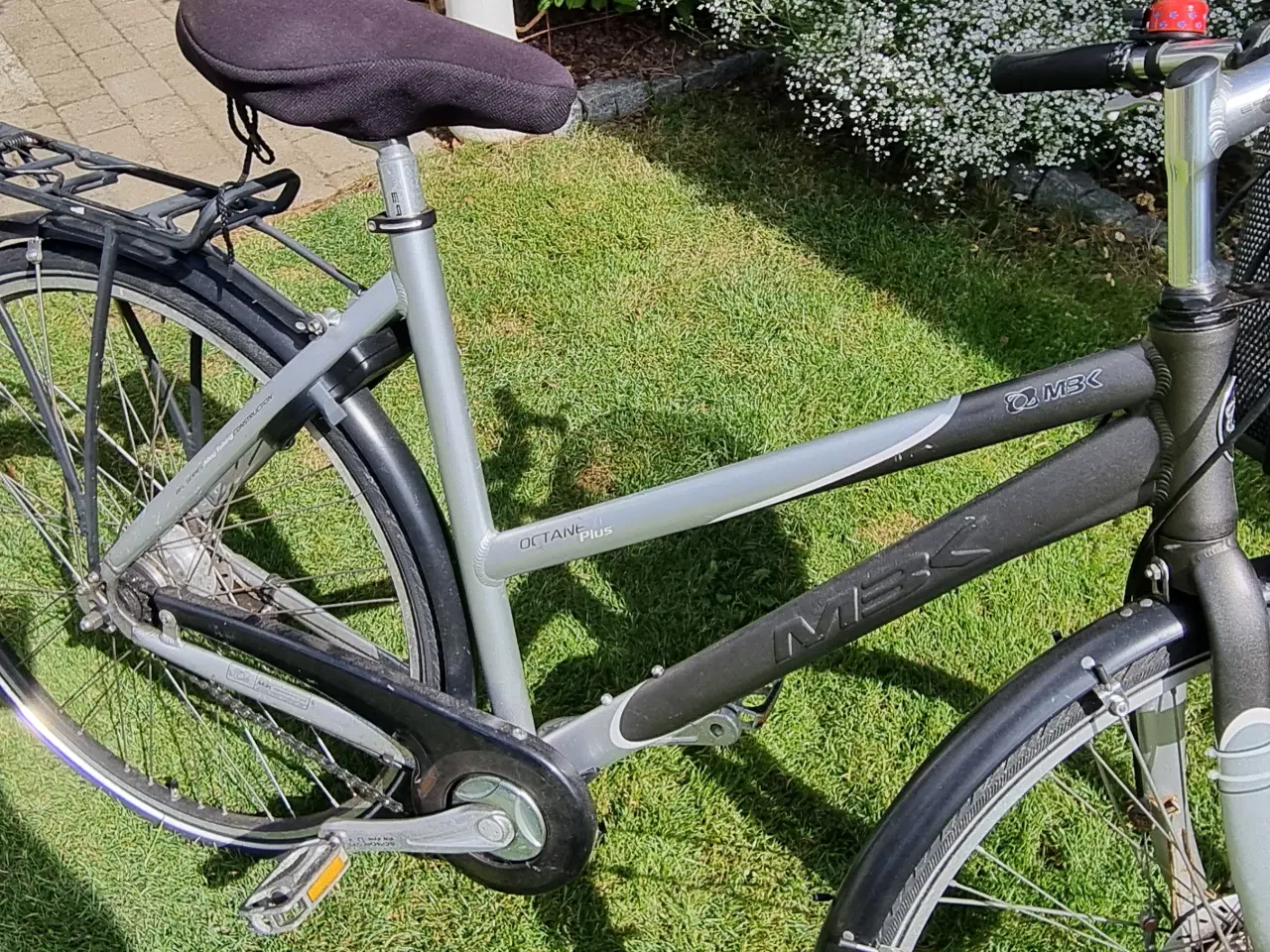 Billede 2 - Cykel næsten som ny MBK Octane Plus, Dame 28 " Dæk