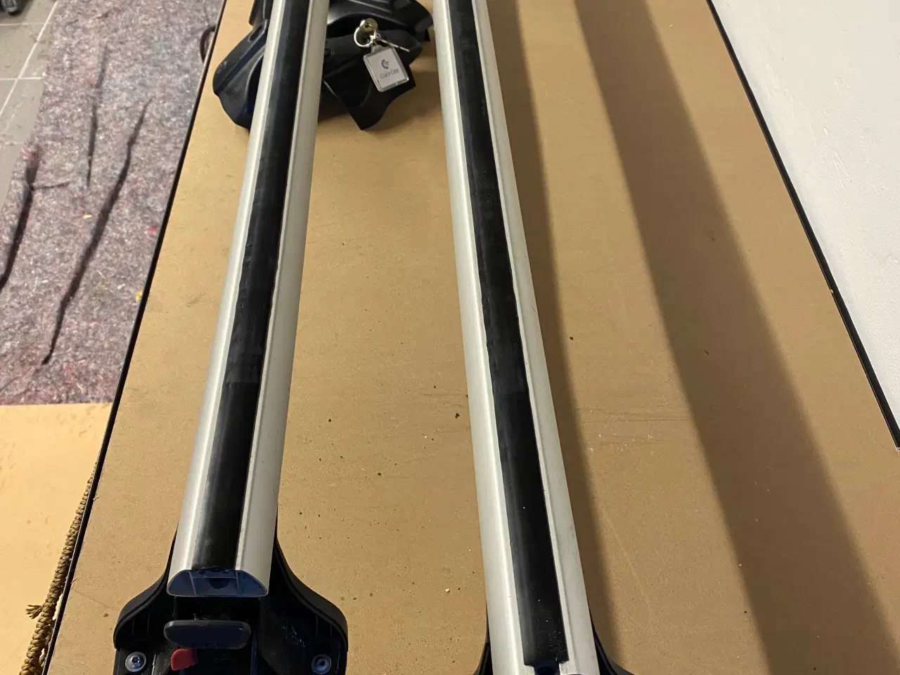 Billede 1 - Tagbøjler til Skoda Octavia hatchbach