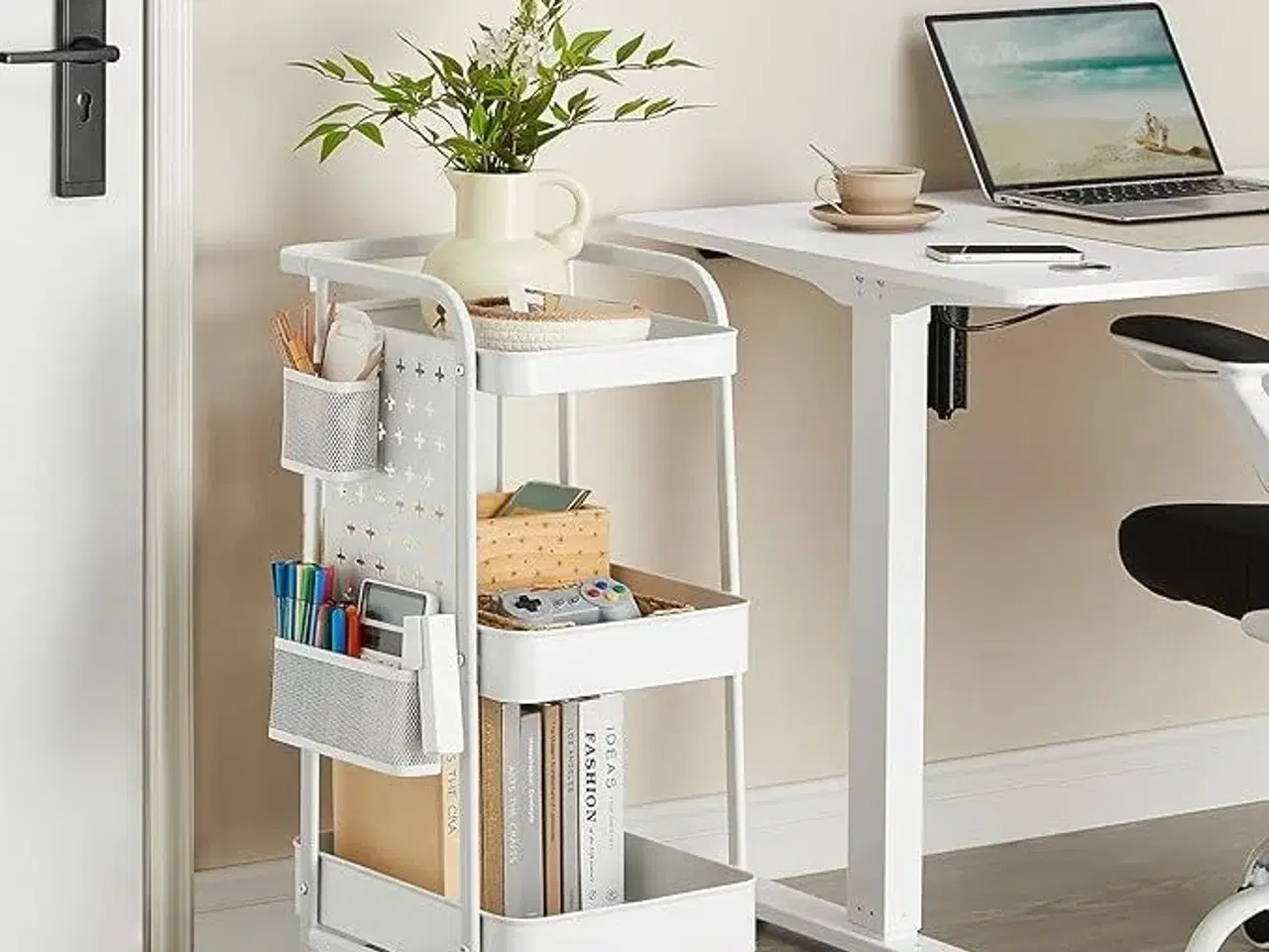 Billede 2 - Rullebord med 3 hylder metalnet, aftagelige hulplader, hængekurve og kroge, Cloud White