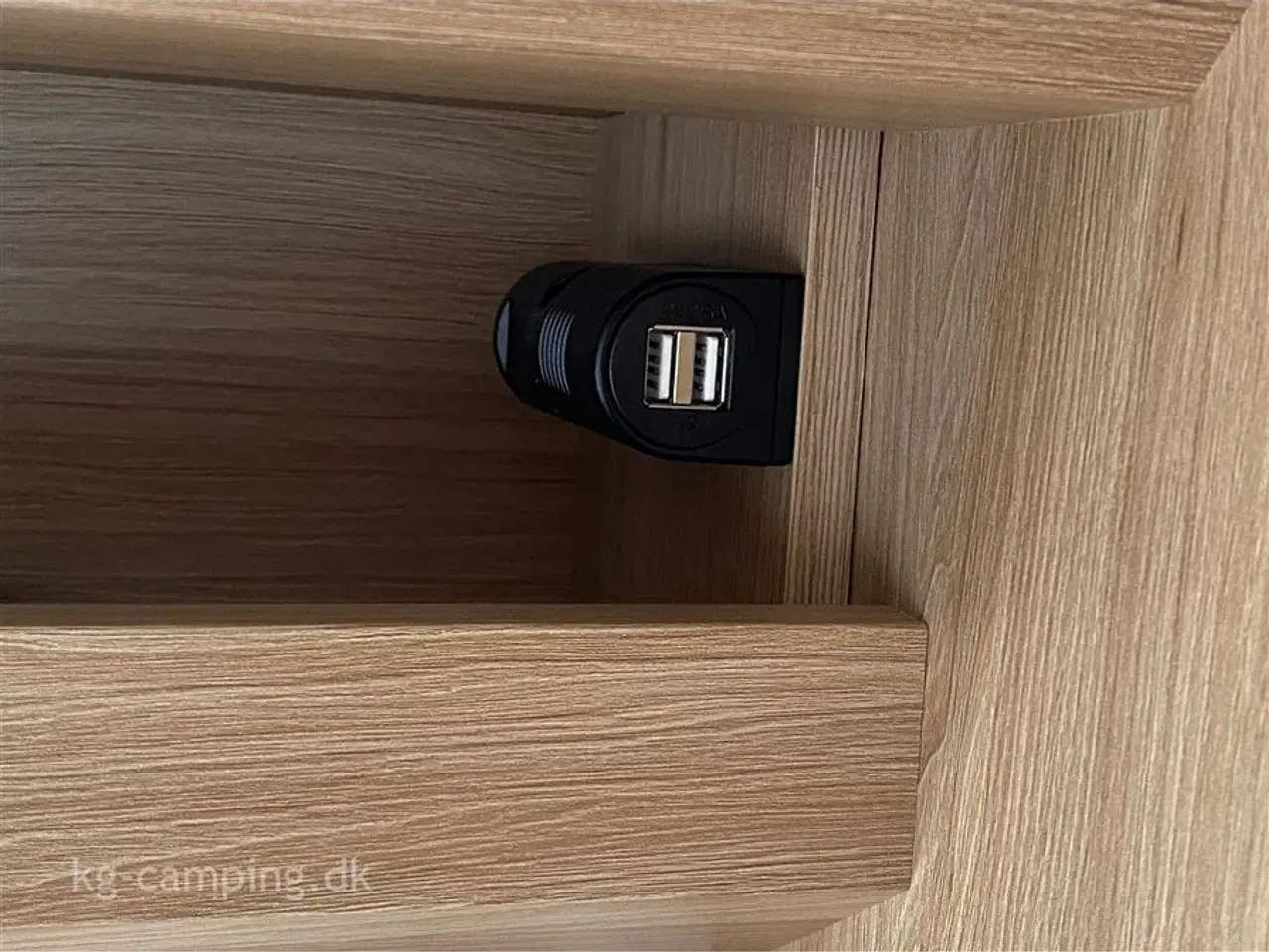 Billede 13 - 2020 - Hobby De Luxe 540 UFF Flot vogn med Fritstående dobbeltseng