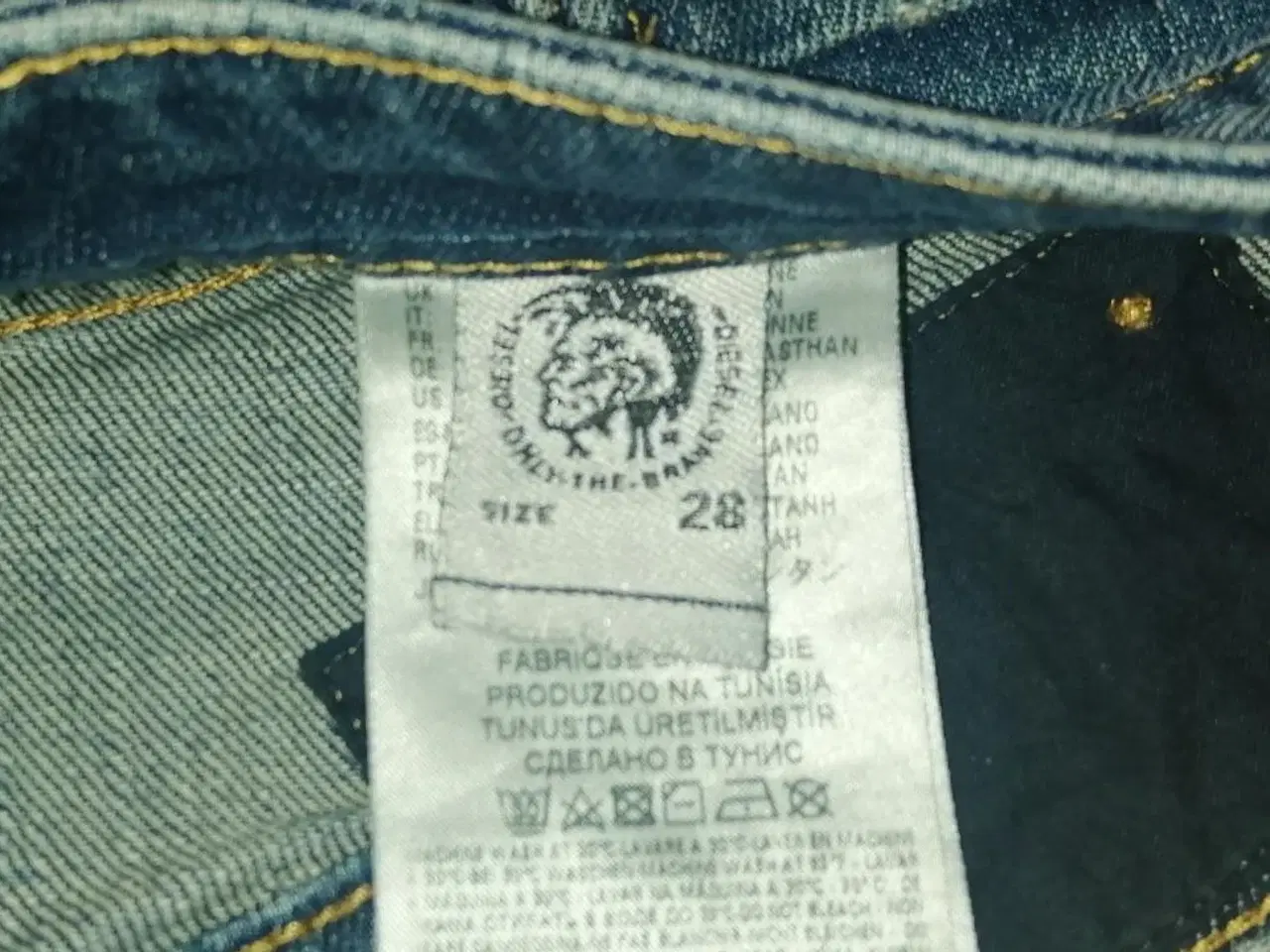 Billede 6 - DIESEL JEANS MODEL THOMMER, W28/32, FLOT STAND