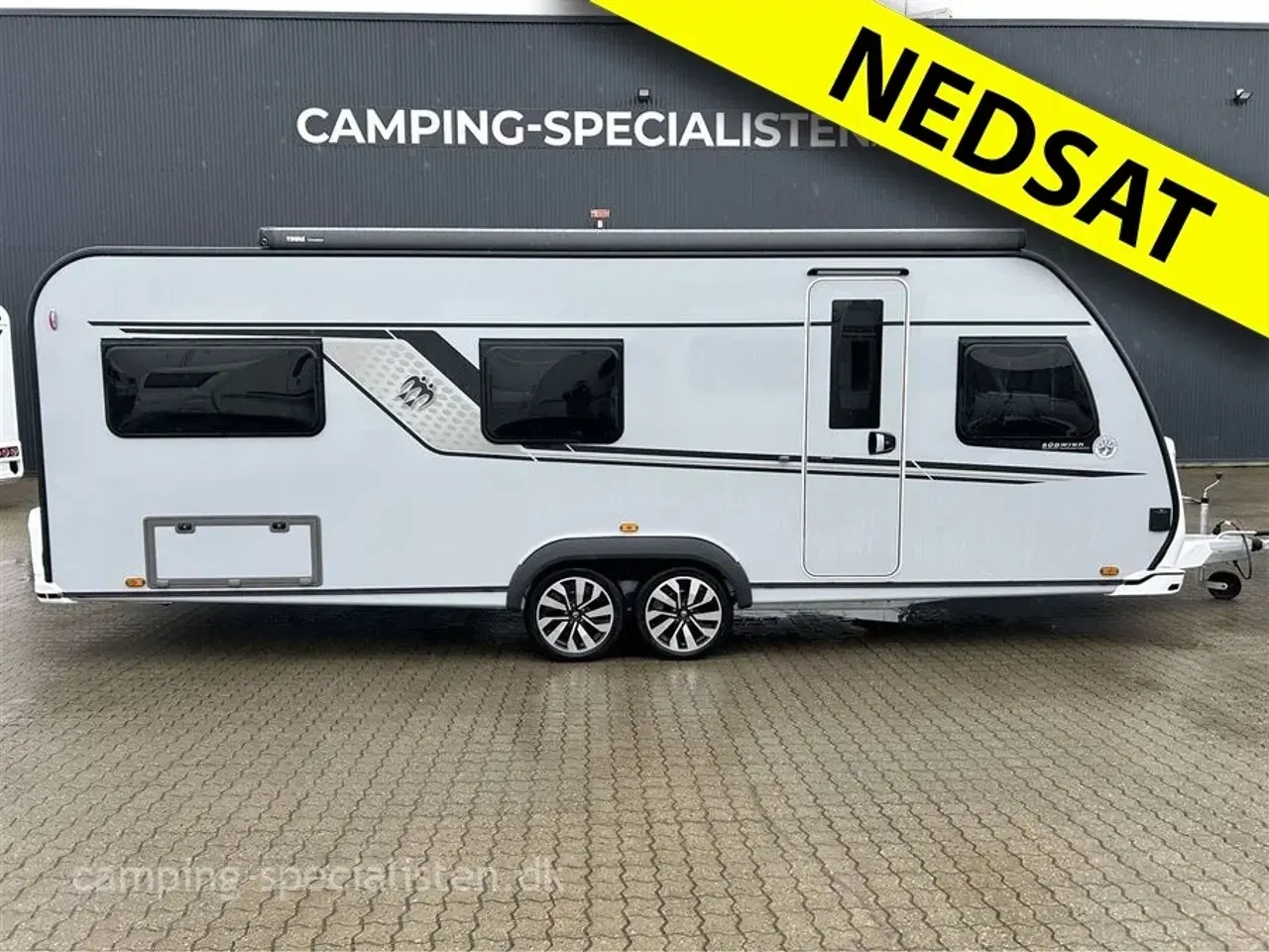 Billede 1 - 2024 - Knaus Scandinavian Selection 650 UDF   ! Knaus Scandinavian Selection 650 UDF 2024 - nyt eksteriør - kan ses hos Camping-Specialisten dk