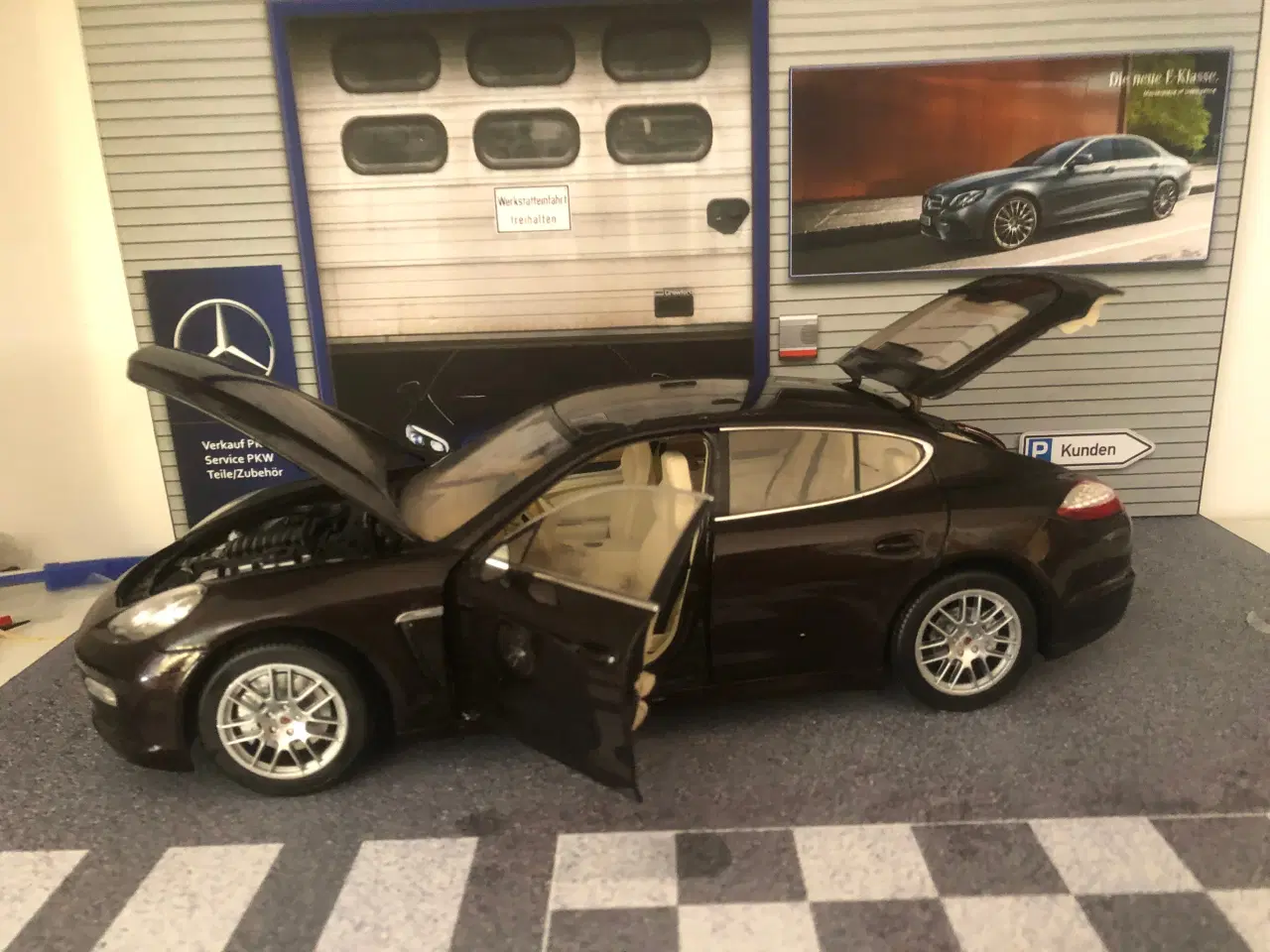 Billede 5 - 1:18 Porsche Panamera