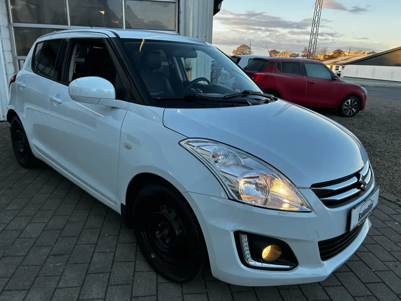 Billede 4 - Suzuki Swift 1,2 Dualjet 16V Style 90HK 5d