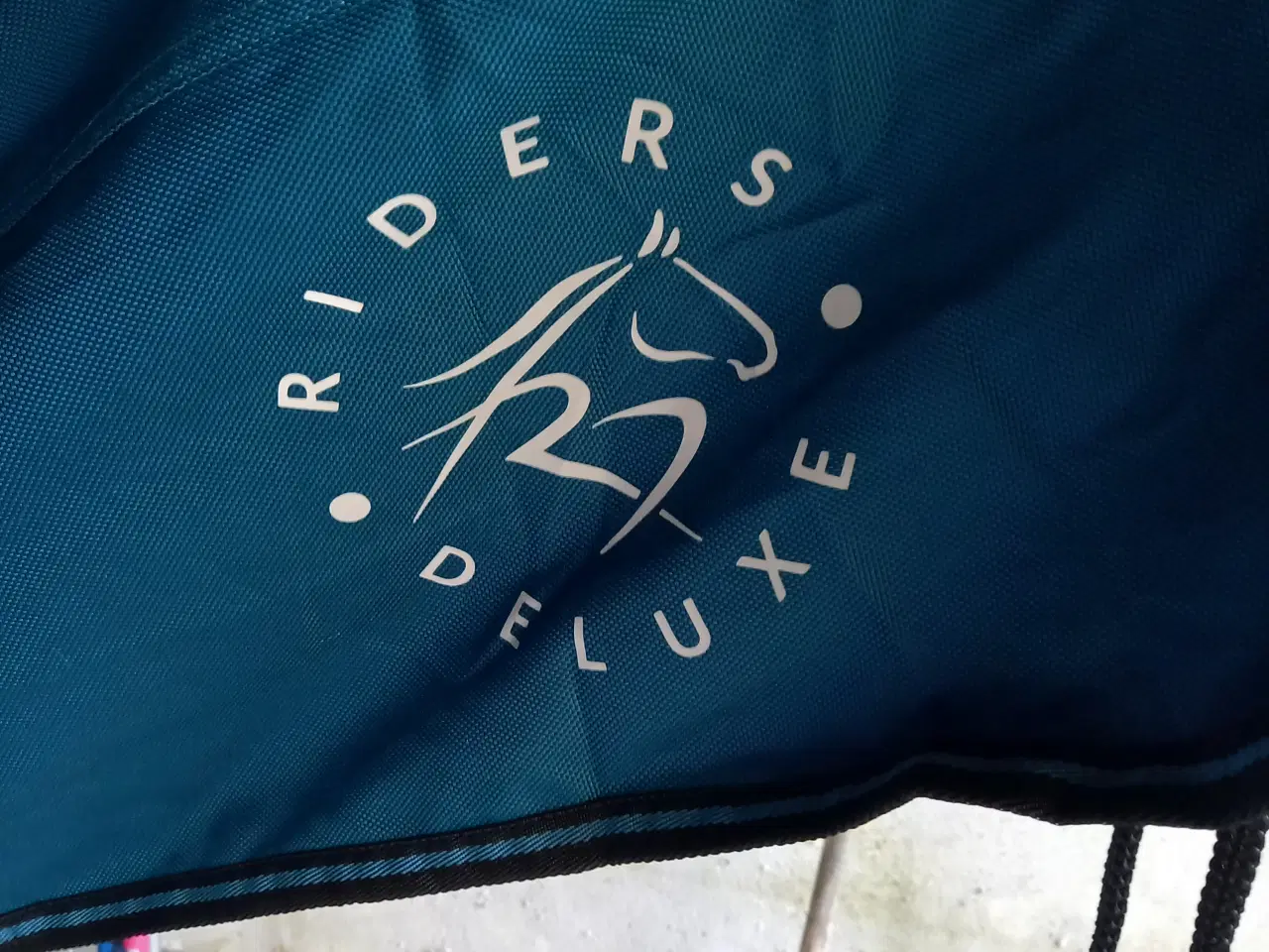 Billede 1 - Riders Deluxe Epuicomfort turnout dækken str 125