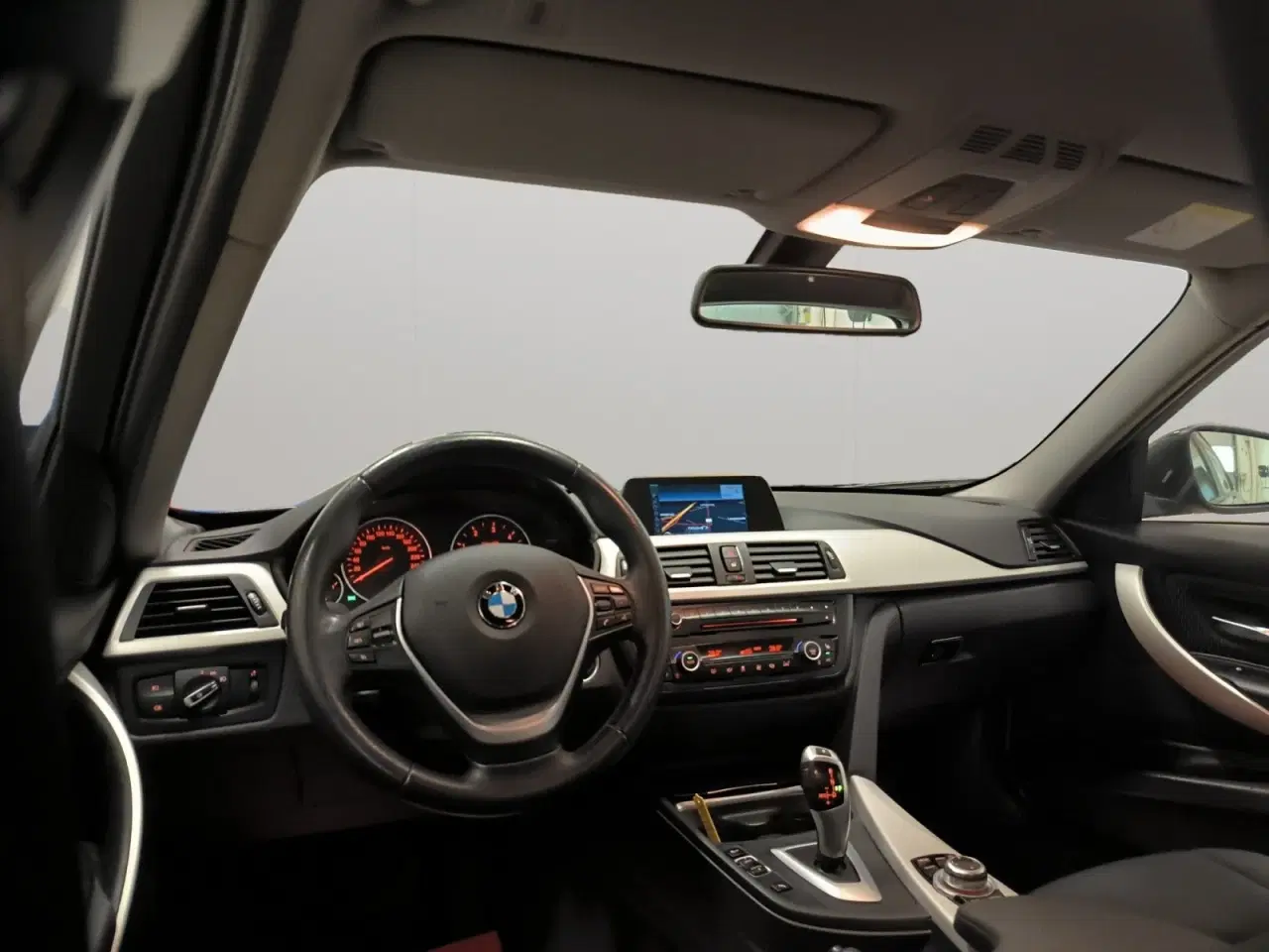 Billede 5 - BMW 318d 2,0 Touring aut.
