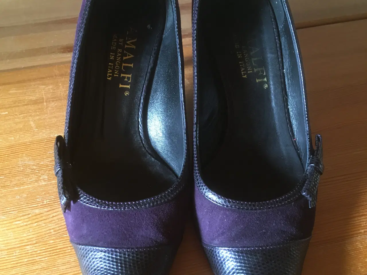 Billede 1 - Stilletter 4 par - forskellige. Pr. par kr. 100,-