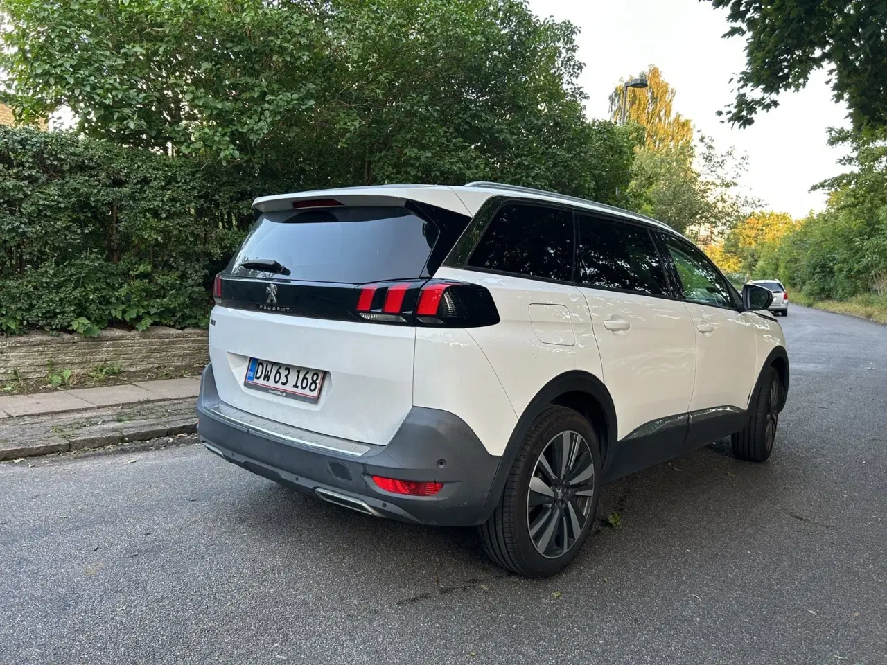 Billede 6 - Peugeot 5008 1,2 e-THP 130 Allure 7prs