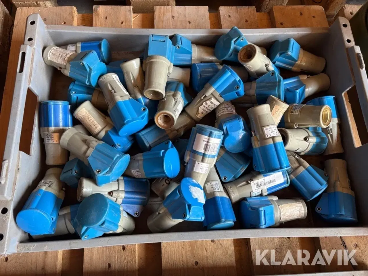 Billede 7 - Større parti 220 volt CEE stik CeKon