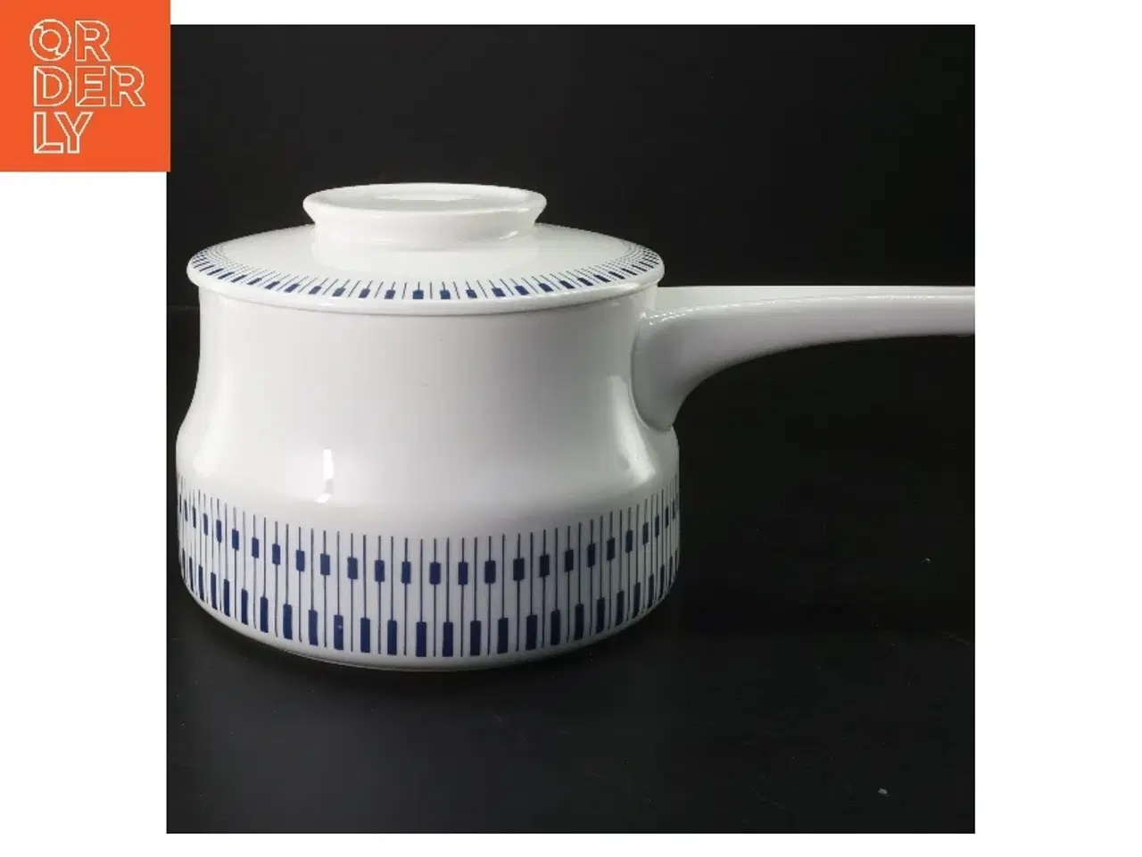 Billede 1 - Porcelæn kasserolle med låg fra Royal Copenhagen (str. Ø 15,5 cm)