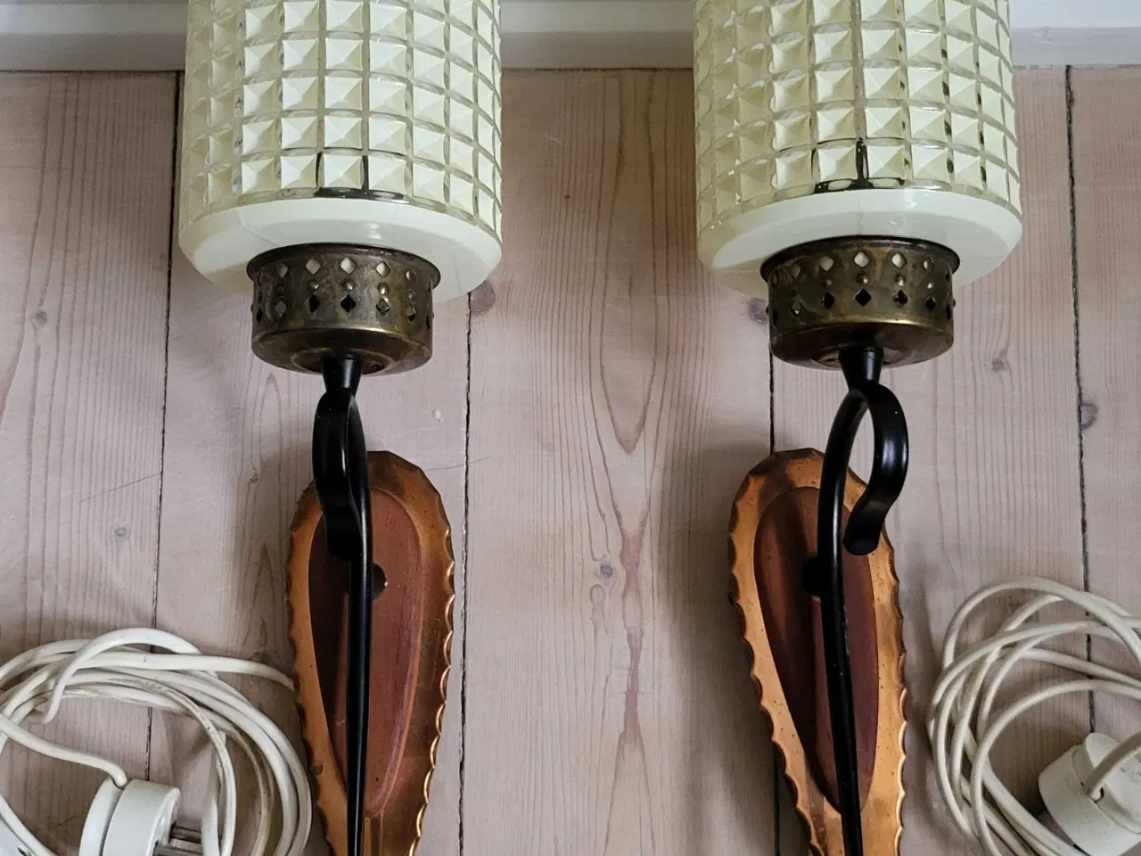 Billede 1 - Væglamper med glasskærme, retro