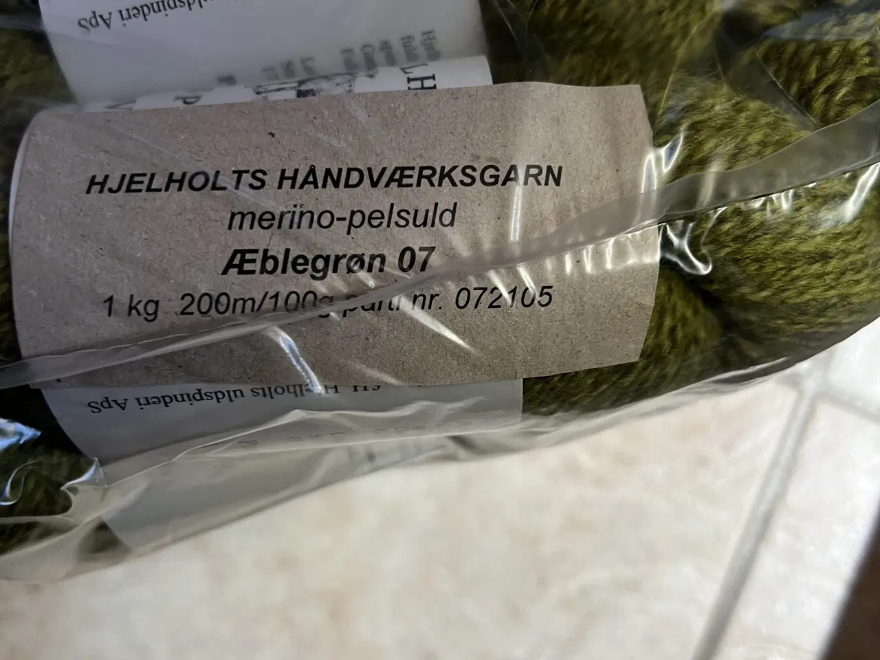 Billede 3 - Hjelholt garn