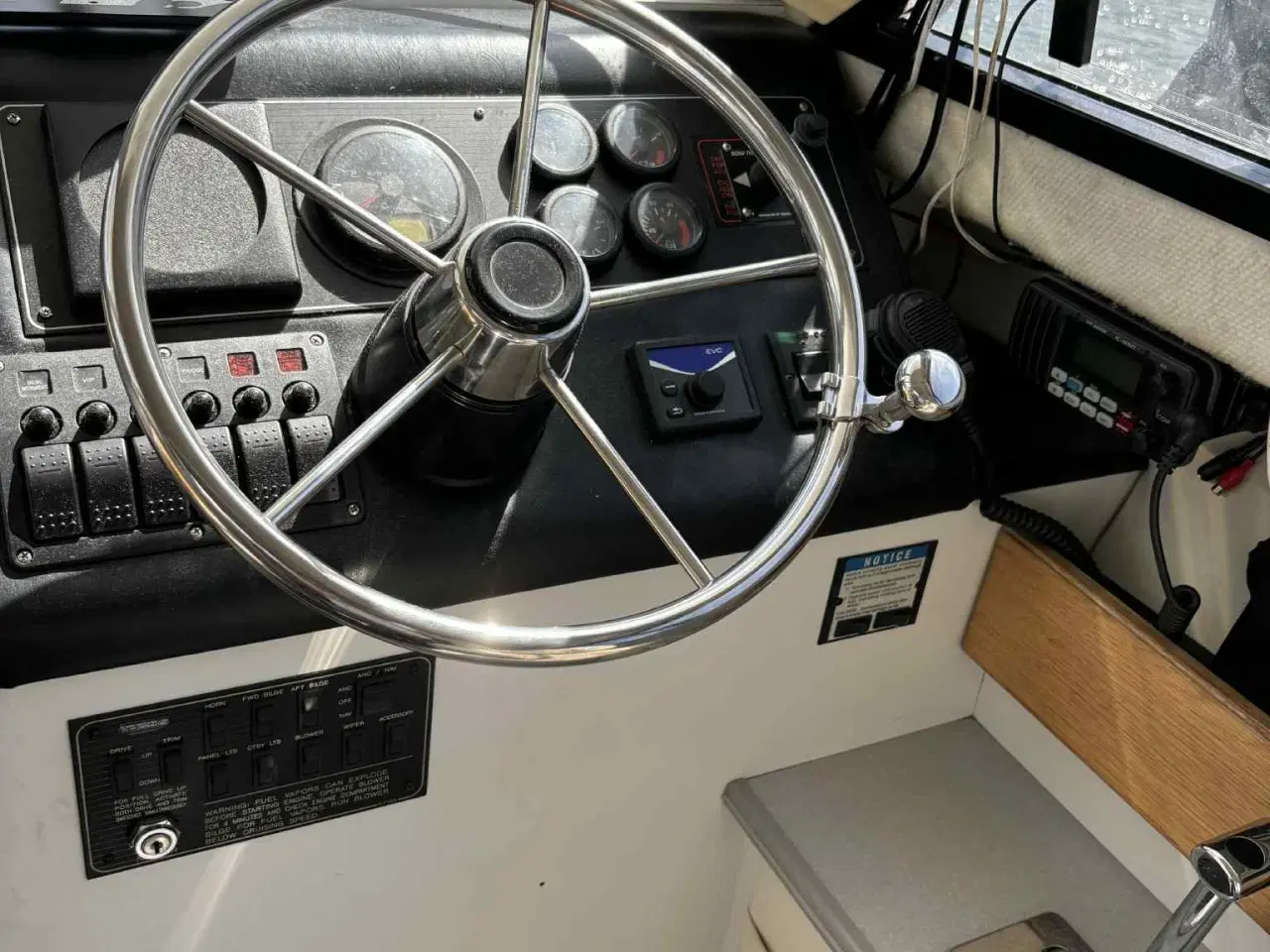 Billede 13 - Bayliner 2858 Classic Fly, diesel Volvo Penta, 