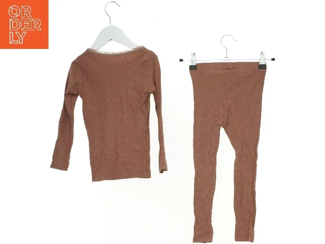 Billede 2 - Sæt (2 stk.) fra Name It (str. 104 cm)