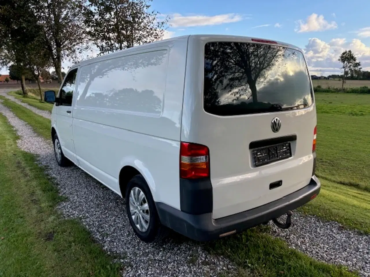 Billede 4 - VW Transporter 2,5 TDi 130 Kassevogn lang Nysynet