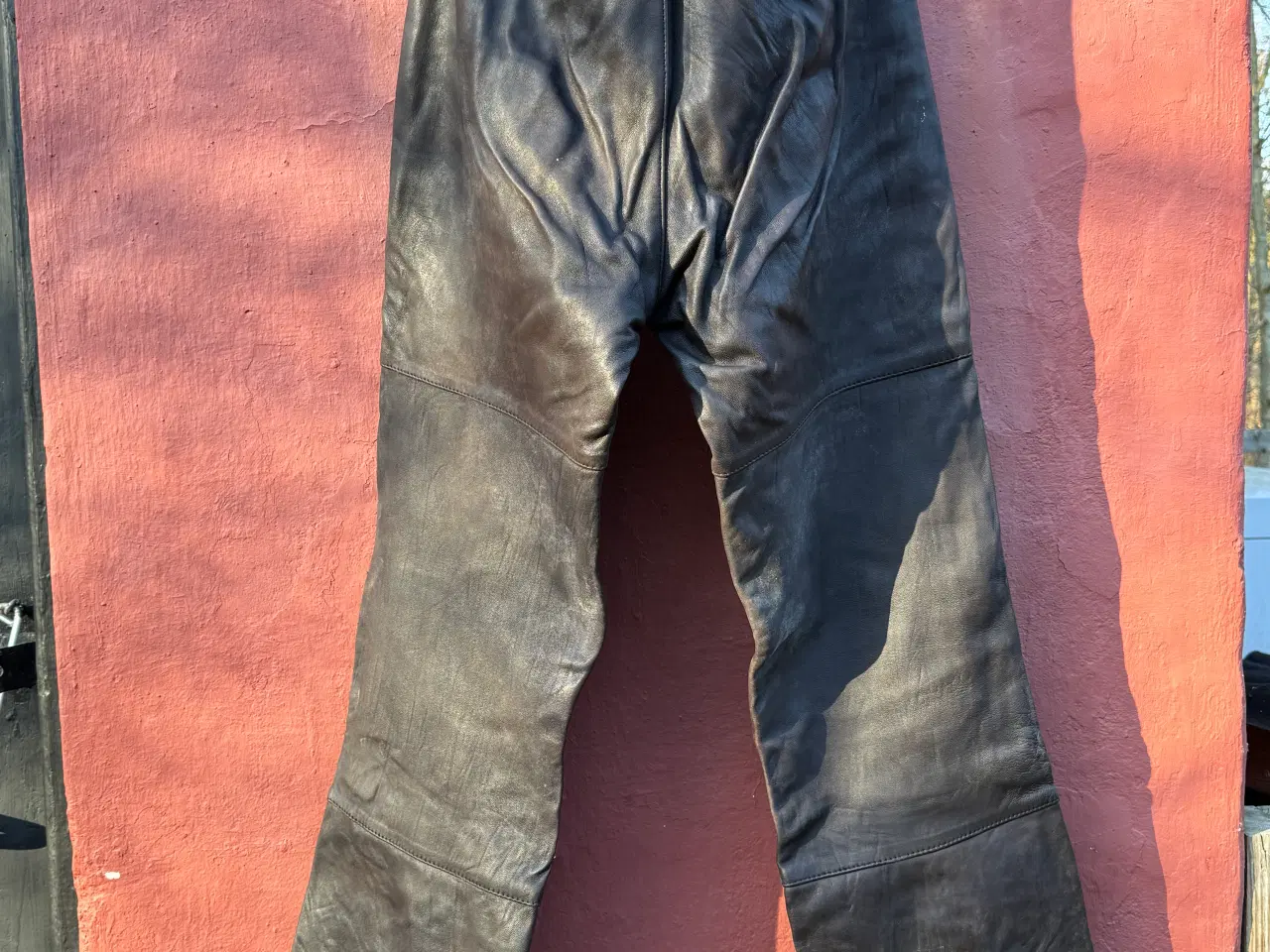 Billede 3 - Læderbuks til kvinder
