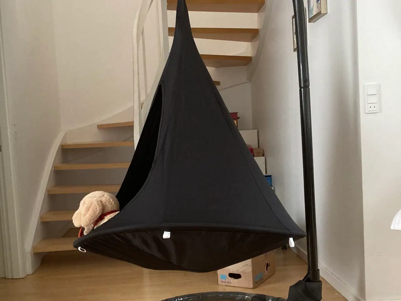 Billede 1 - Hængehule på stativ