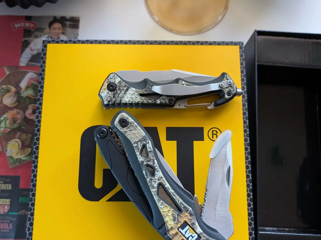 Billede 3 - CAT Gavesæt med 7 i en Multitool og Foldekniv