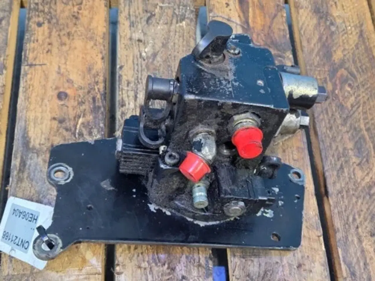 Billede 17 - Massey Ferguson 6290 Trykventil 3795675M13