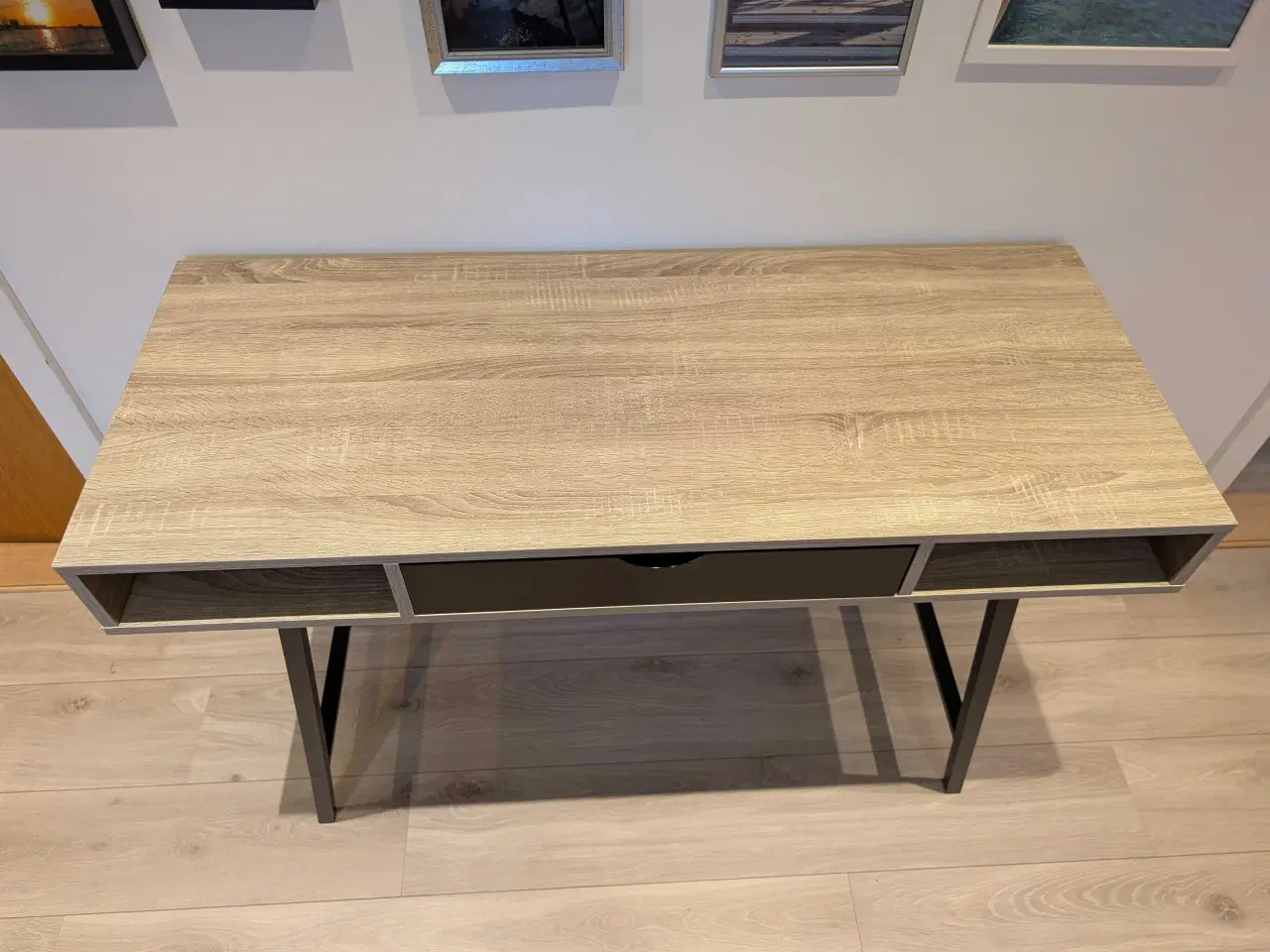 Billede 3 - Abbetved skrivebord Jysk 