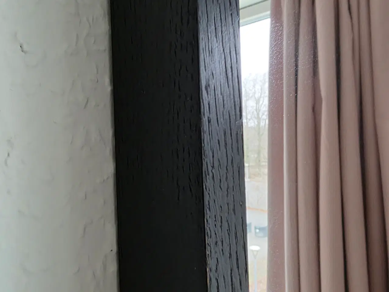 Billede 3 - Vægspejl med sort træramme