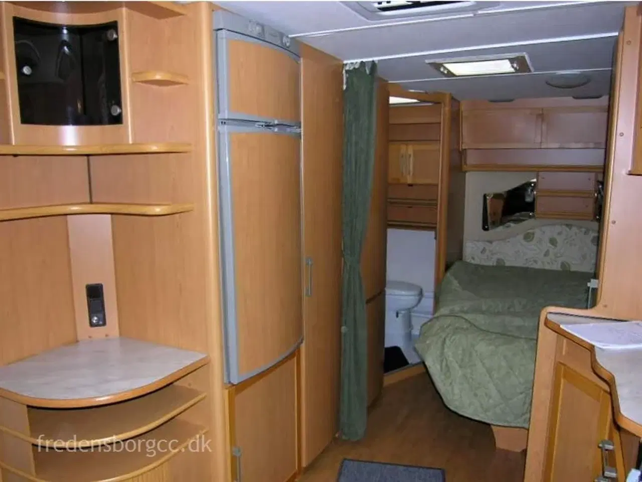 Billede 2 - 2007 - Kabe Royal 590 XL KS   MEGET UDSTYR BLA. KLIMA OG MOVER.