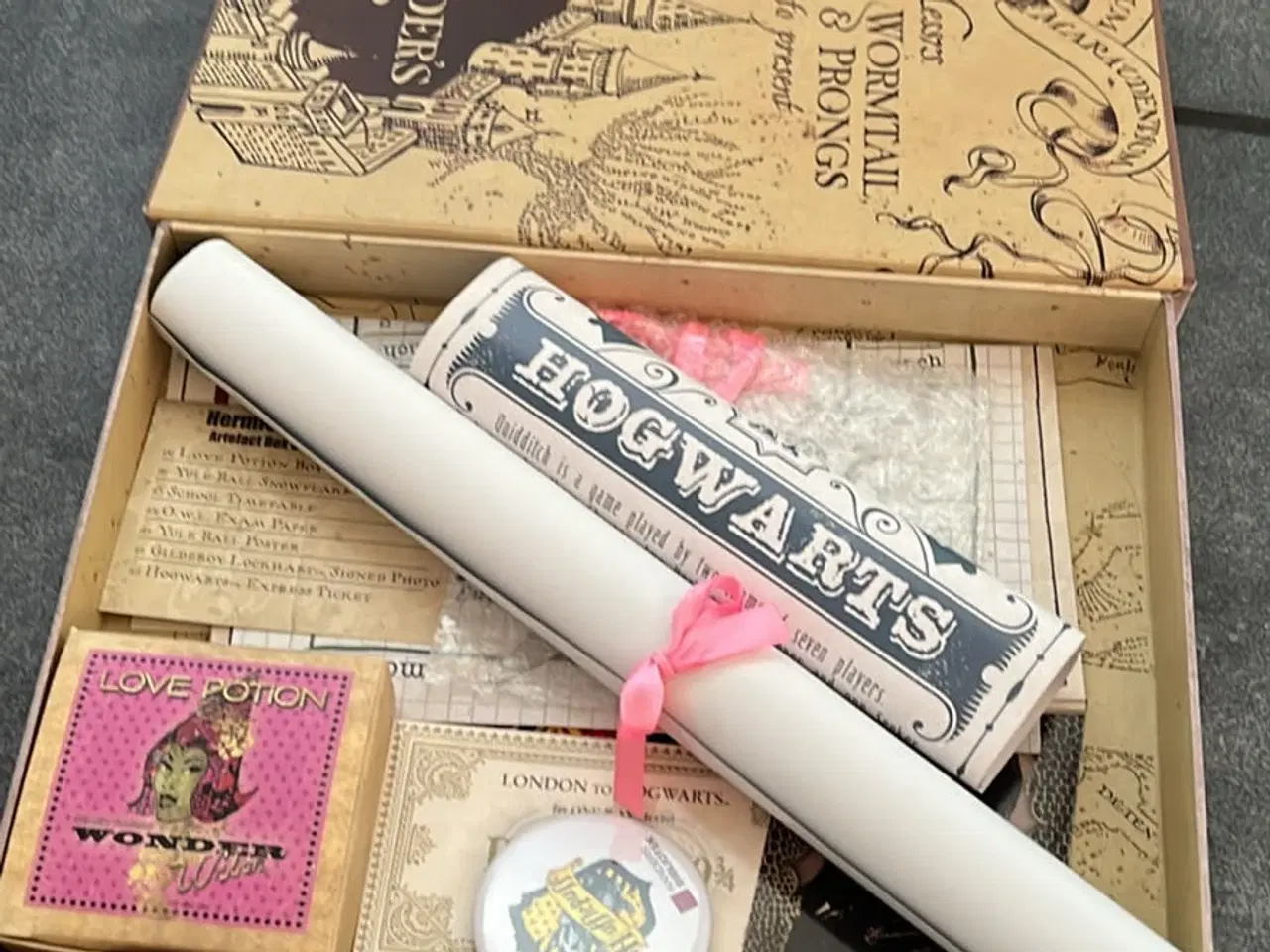 Billede 2 - Hermione Granger Film Artefact Box