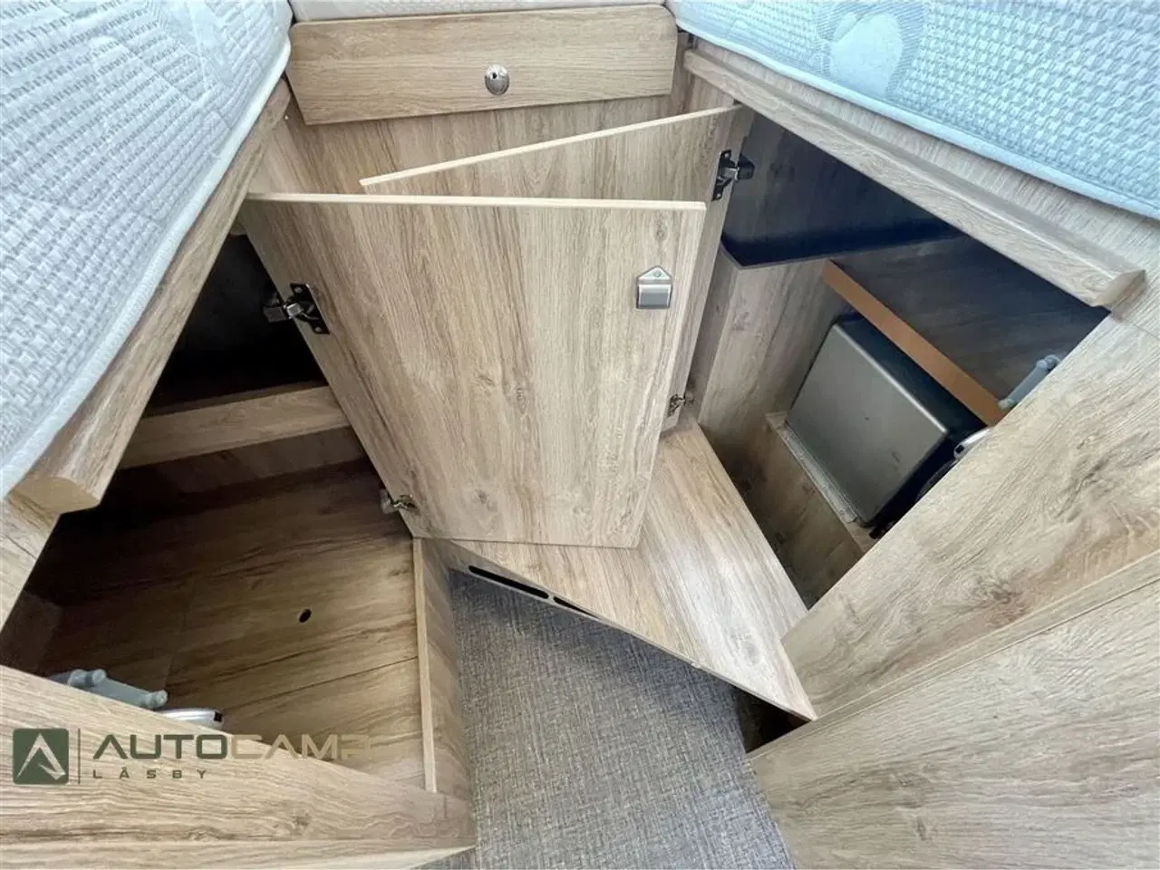 Billede 13 - 2022 - Euramobil Profila T676 EB "Premium Plus"