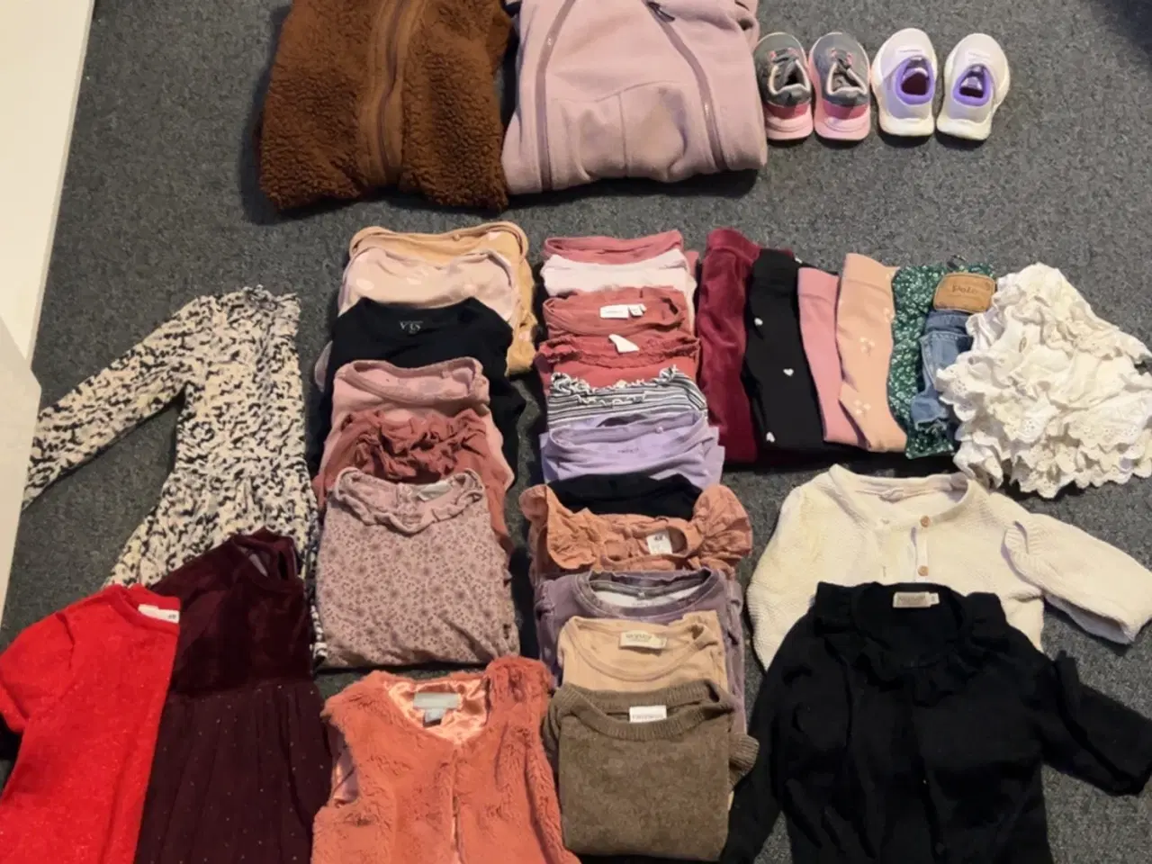 Billede 1 - Tøjpakke 92