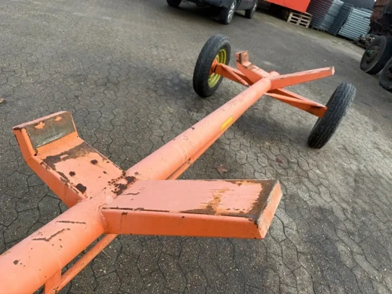 Billede 10 - Dronningborg 14" Skærebordsvogn