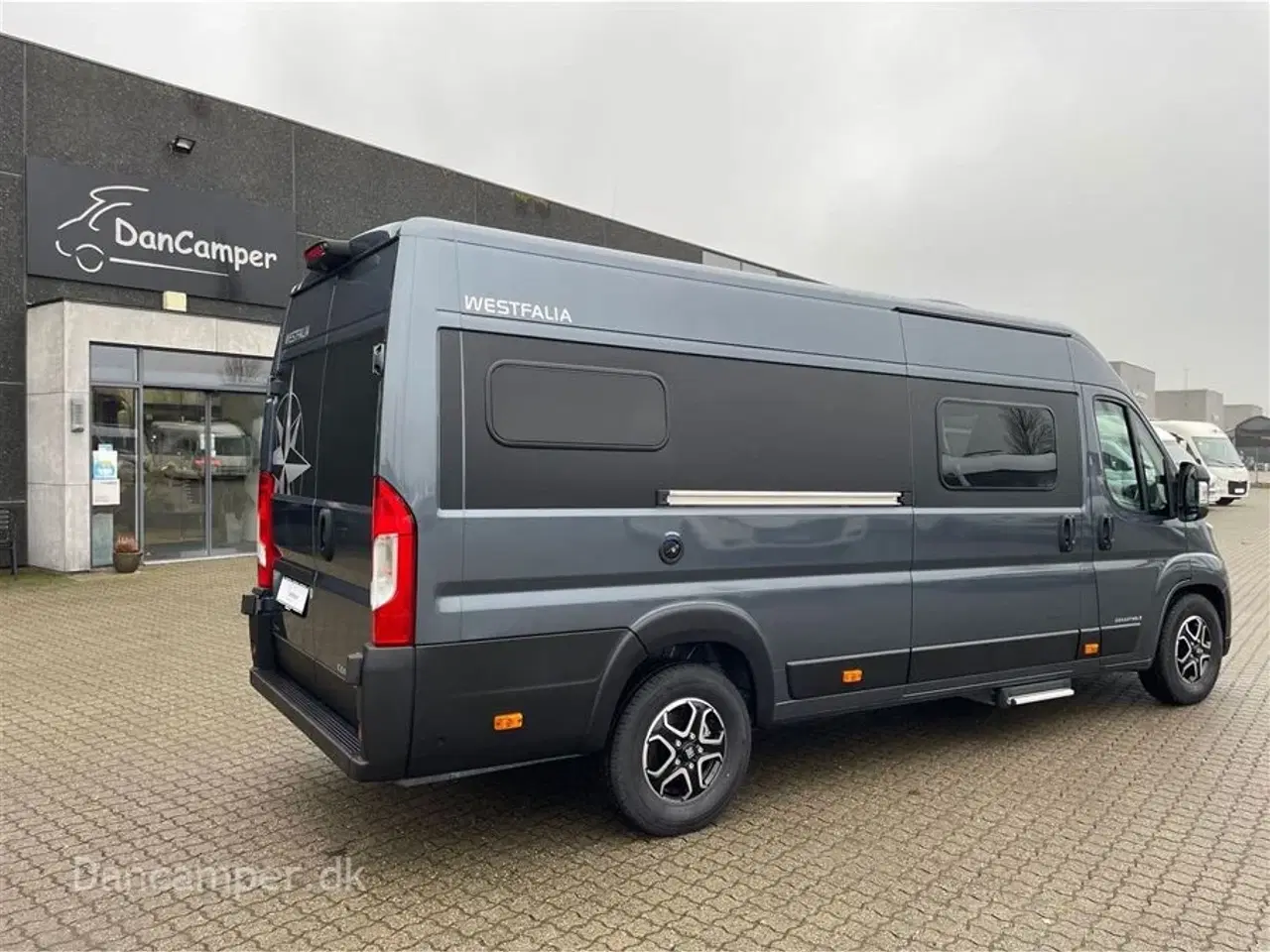 Billede 2 - 2025 - Westfalia Columbus 640 E   Ny 2025 model. 140 HK, 8-trins automatgear, adaptiv fartpilot, enkeltsenge 230x80 og 185X80