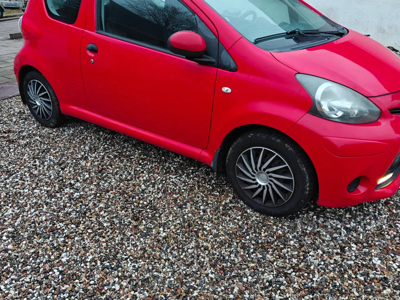 Billede 2 - Velkørende Aygo