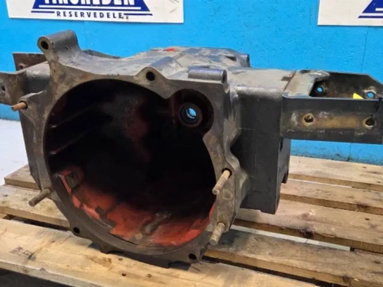 Billede 4 - Deutz Agrotron 90 Koblinghus 04438466