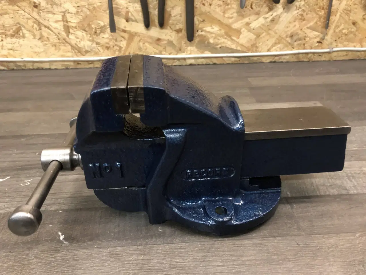 Billede 4 - Renoveret skruestik Record Nr. 1