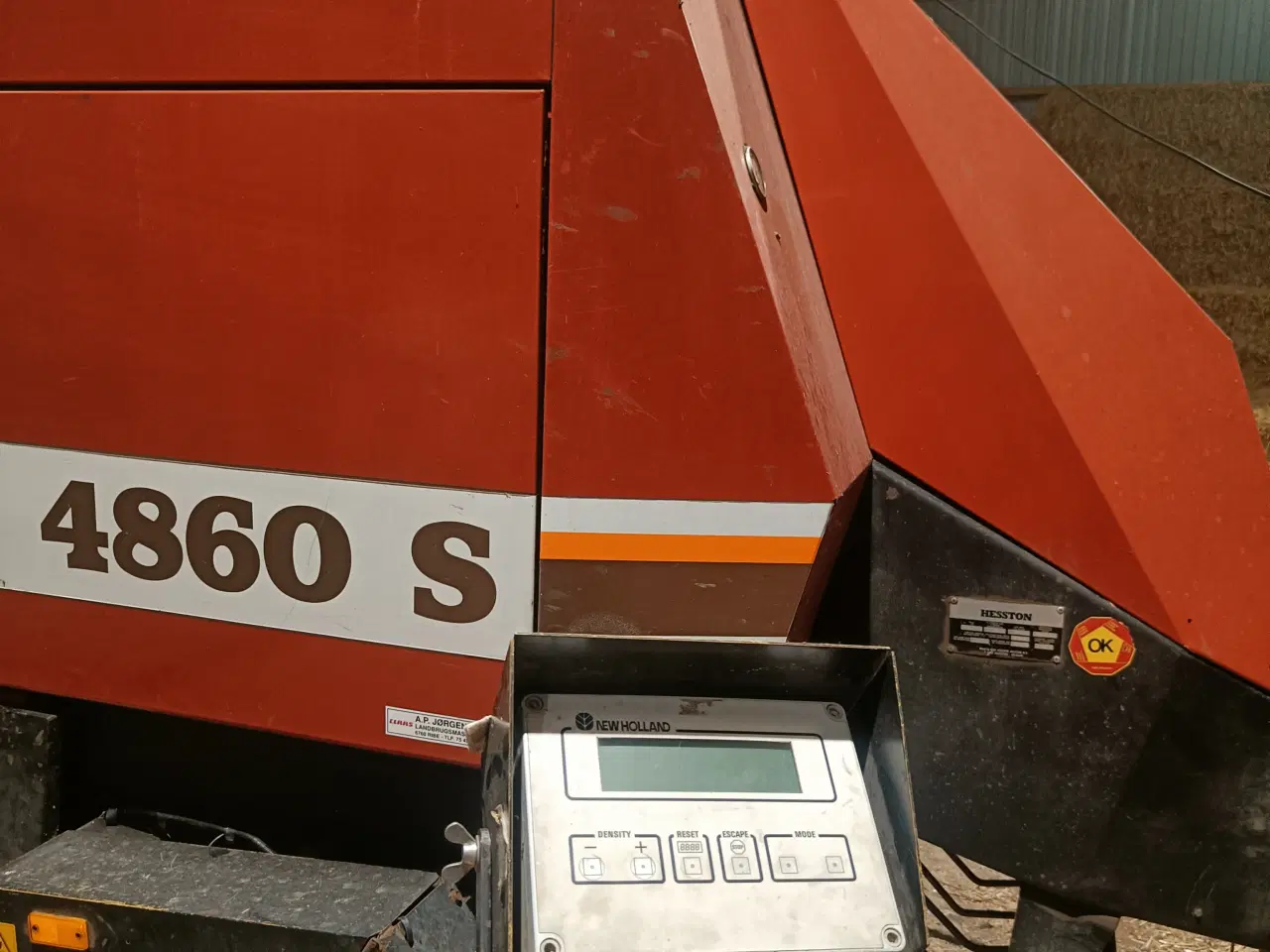 Billede 1 - Hesston 4860s   minibig 