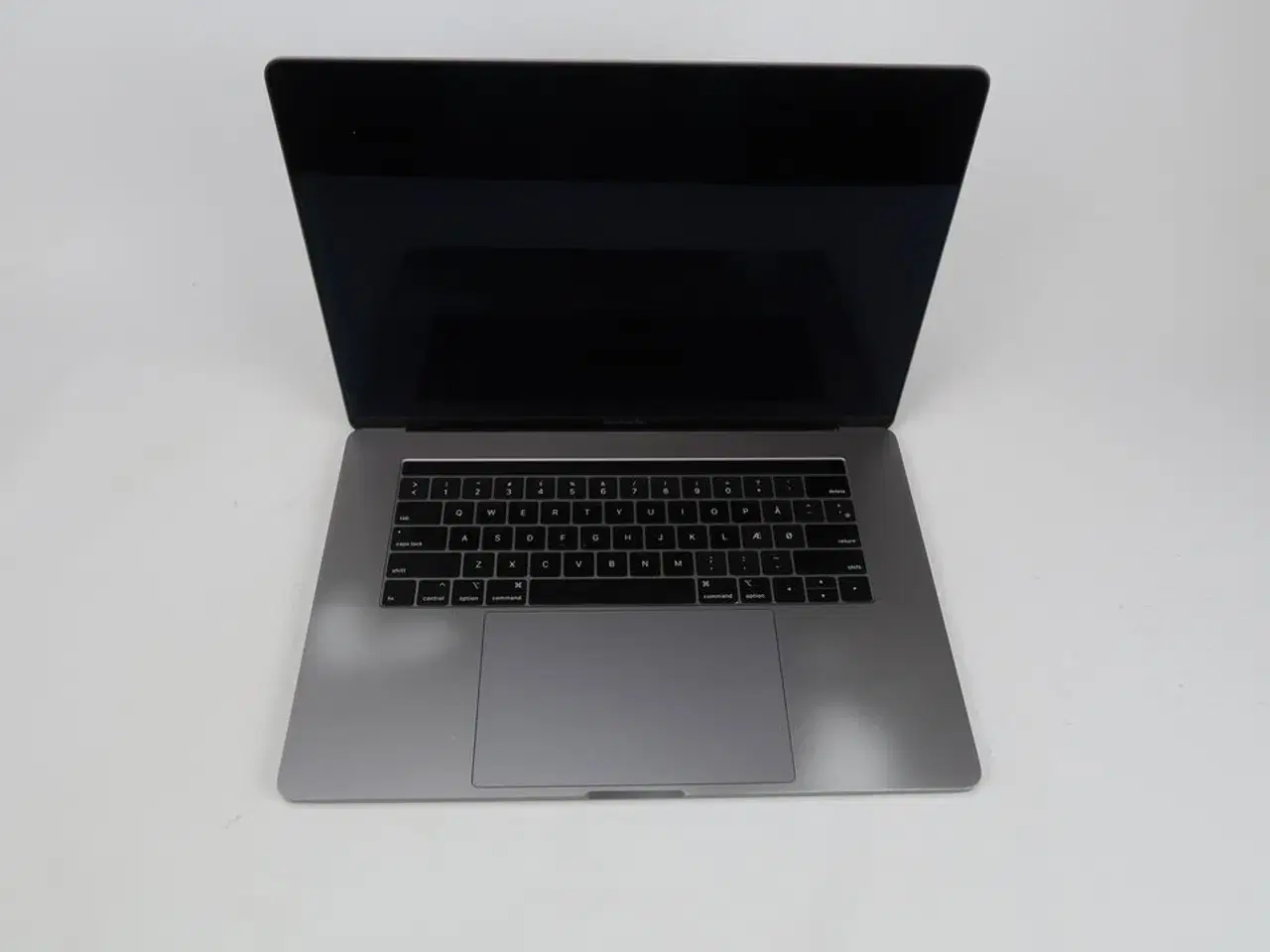 Billede 1 - Apple Macbook Pro 15,4"