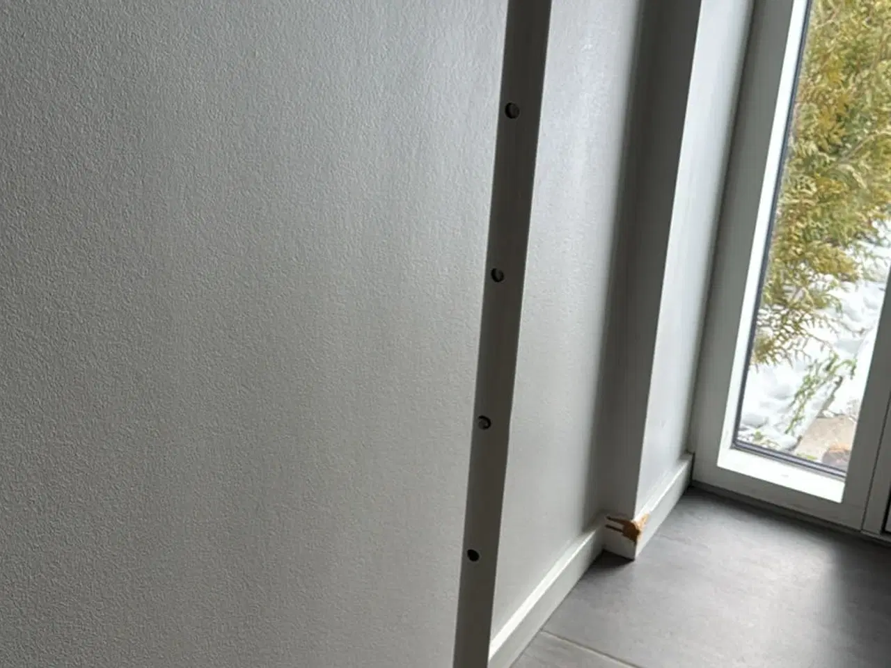 Billede 2 - Tøjstativ som kan justeres i flere højder