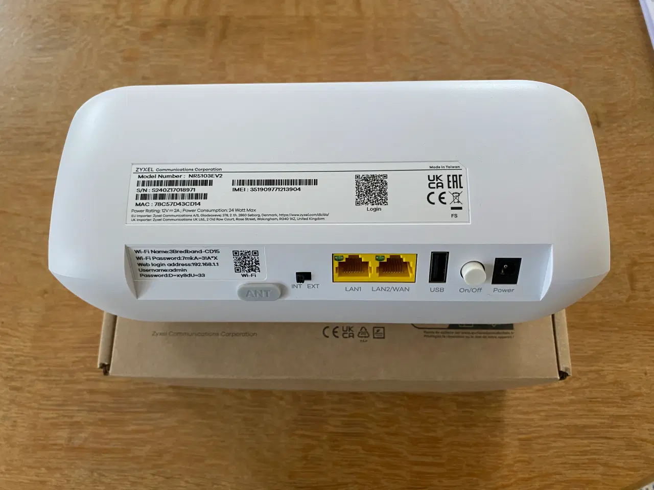 Billede 3 - ROUTER ZYXEL NR5103EV2  5/6 G  Trådløs Internet