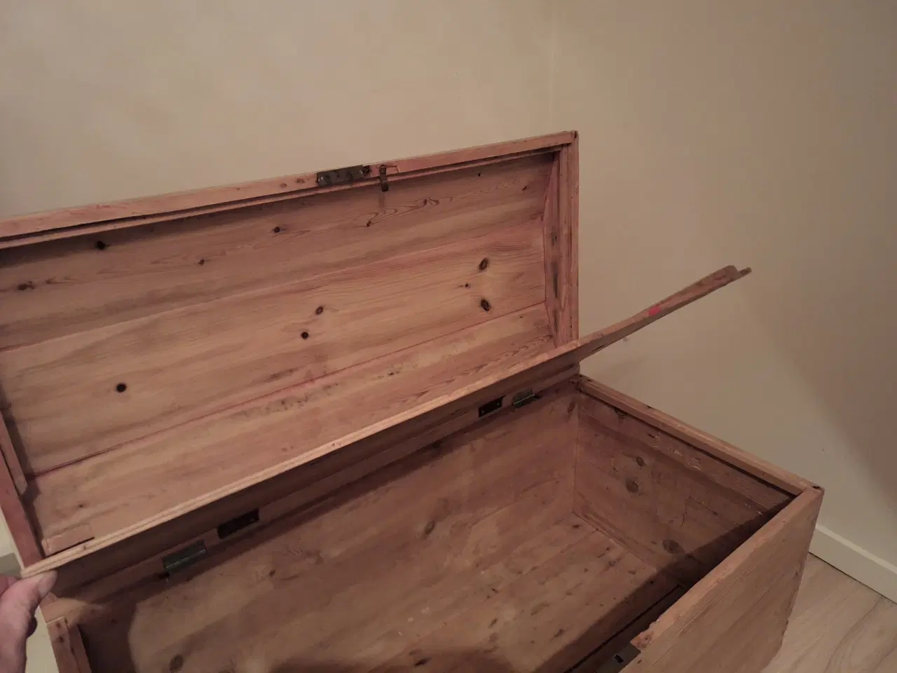 Billede 3 - Kiste med rum i låget