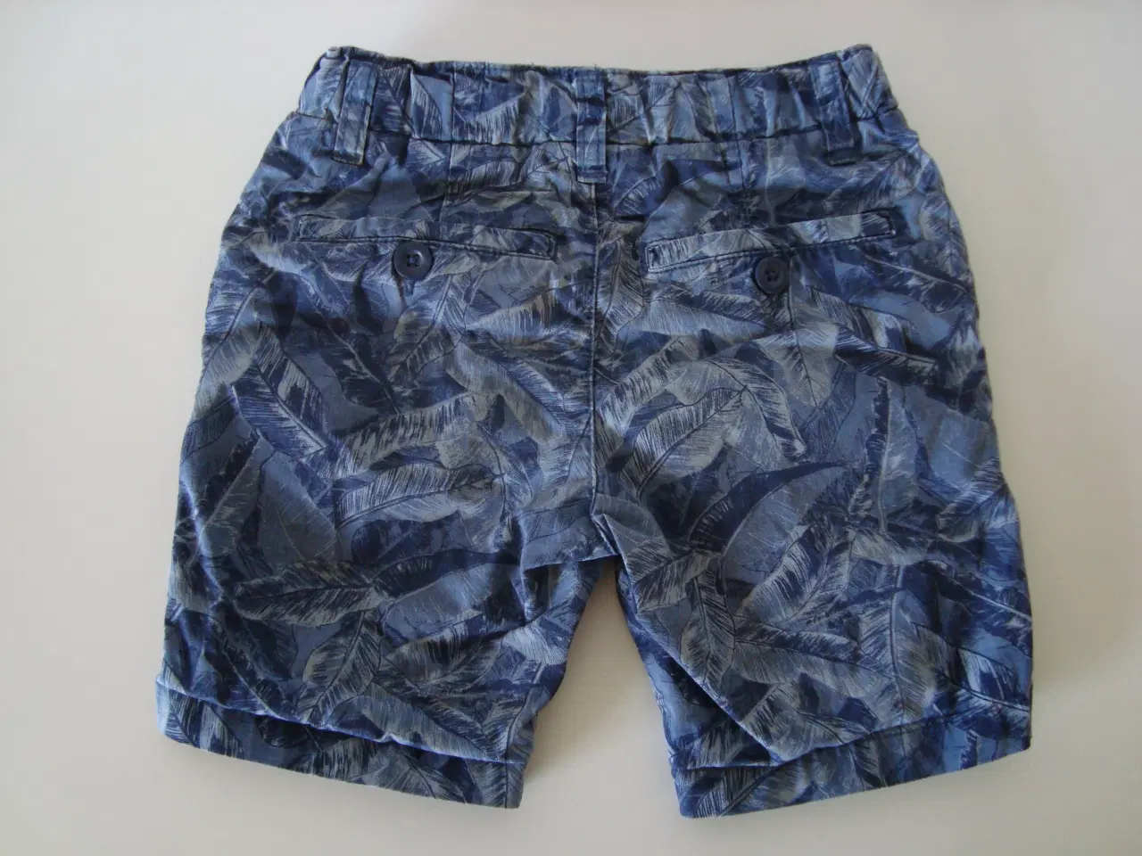 Billede 2 - Shorts - Str. 104