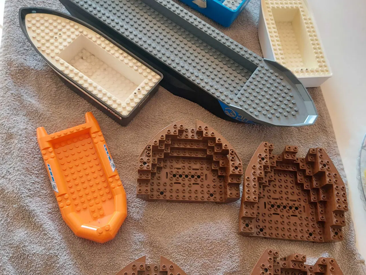 Billede 4 - Lego båd dele