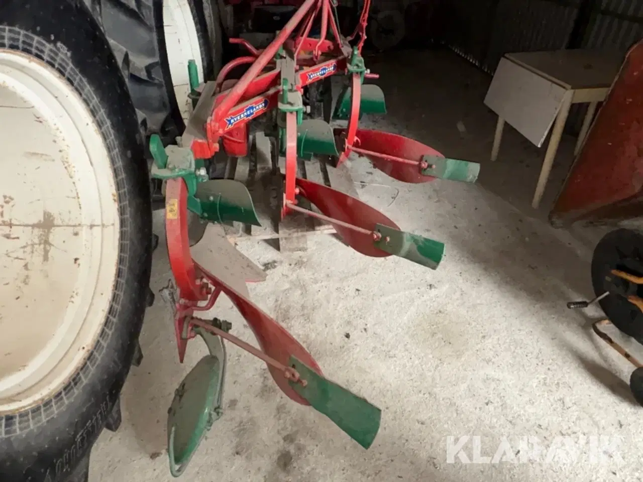 Billede 4 - Veteranplov Kverneland MA 3-furet med rulleskær og forplov