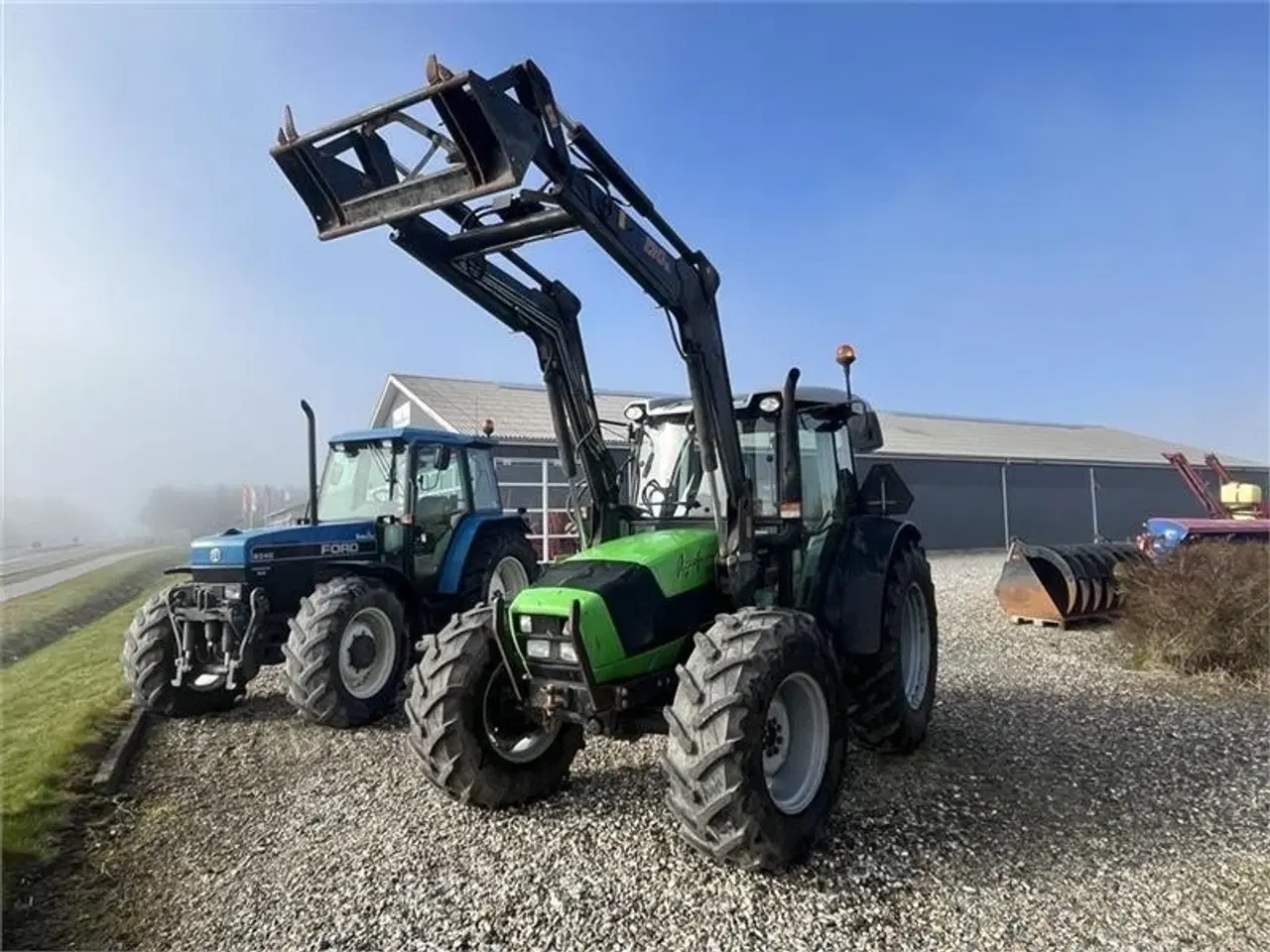 Billede 5 - Deutz-Fahr Agrofarm 100 Med læsser - 3000 timer