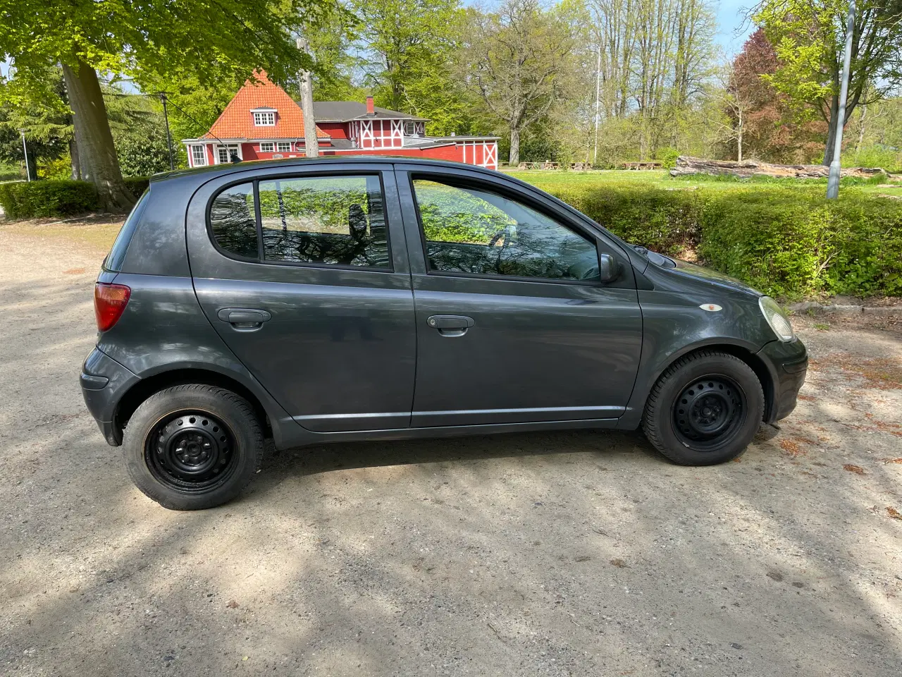 Billede 2 - Toyota Yaris fra 2005 nysynet 