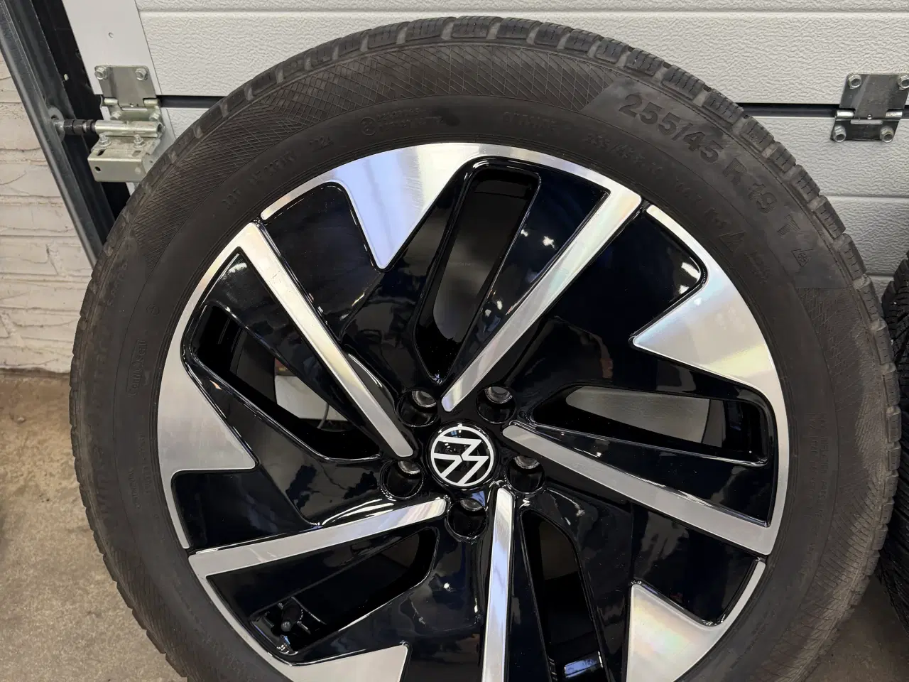 Billede 5 - Originale vinterhjul ID.7 - Næsten nye