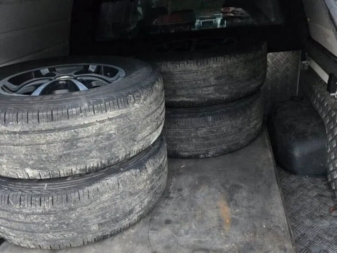 Billede 2 - toyota hilux 2016 obs svensk reg